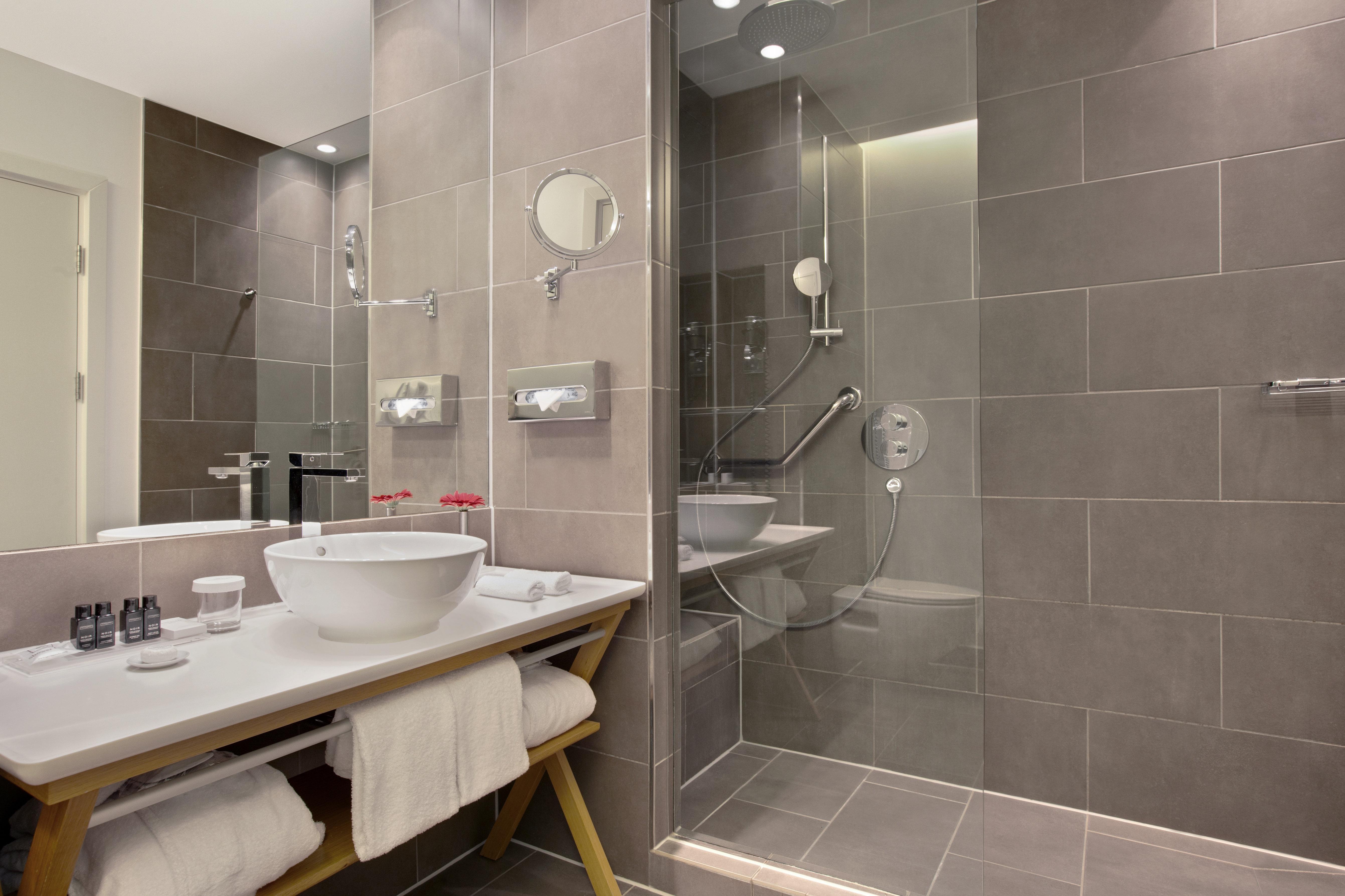 Hotel Berlin Potsdamer Platz By Leonardo Hotels Berlim Exterior foto