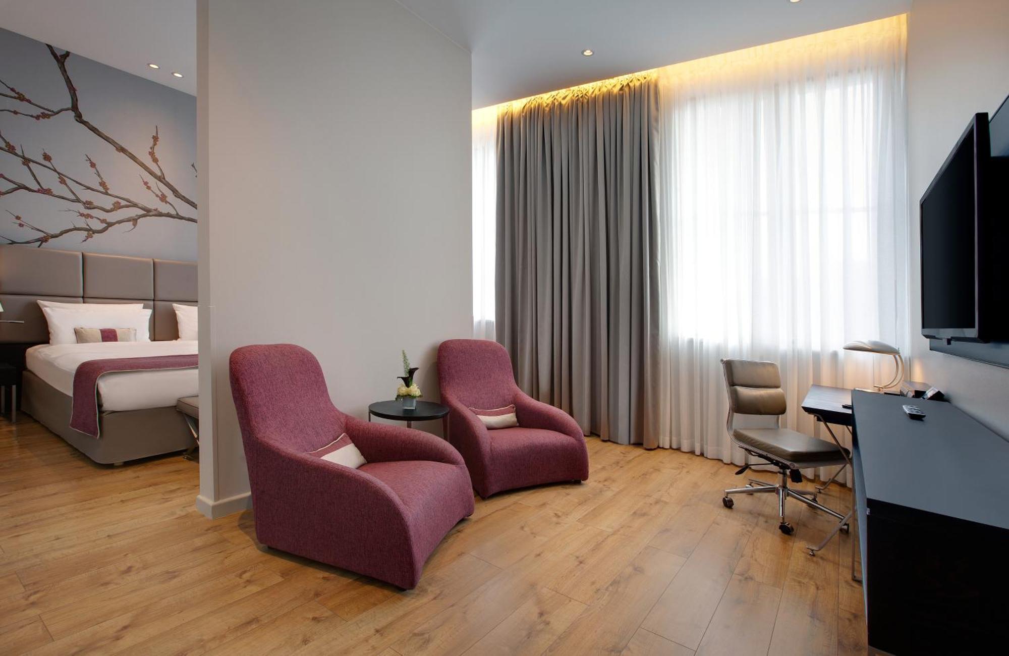 Hotel Berlin Potsdamer Platz By Leonardo Hotels Berlim Exterior foto